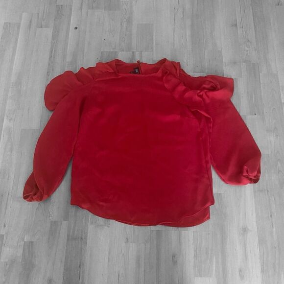 BCX Red Cold Shoulder Blouse Size Small - Picture 4 of 4